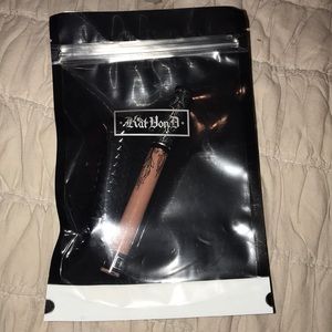 Kat Von D lip kit